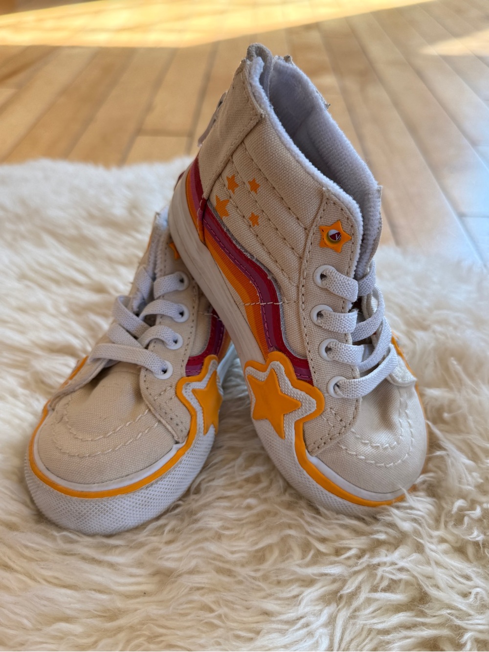 🛹 Vans Kids High-Top Sneakers in Cream with Orange & Pink Accents